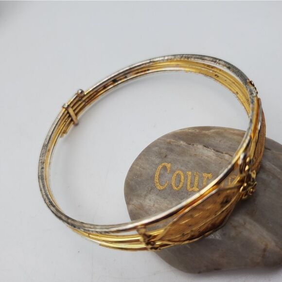 1920 Antique wing feathered mesh lace gold tone bracelet. Patina! B0515 - Picture 2 of 2